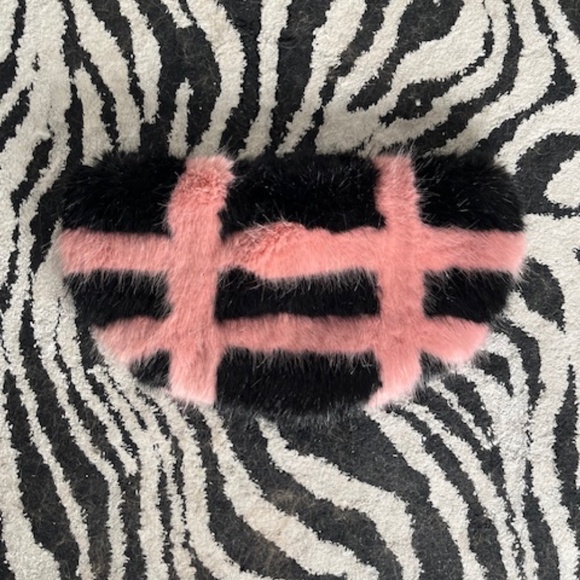 SHRIMPS Barbie Pink & Black Plush Faux Fur Zippered Clutch OS Designer - Picture 1 of 9